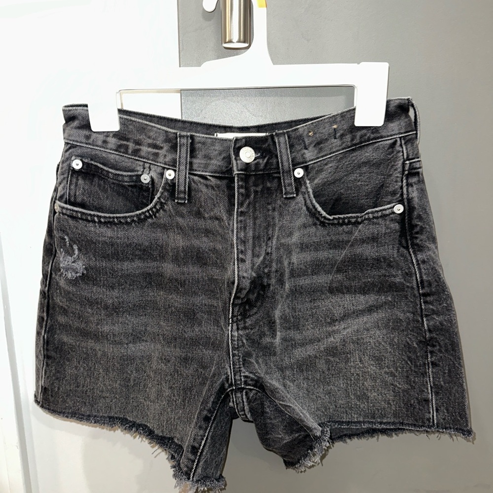 Madewell Relaxed Mid-Length Denim Shorts Size 25